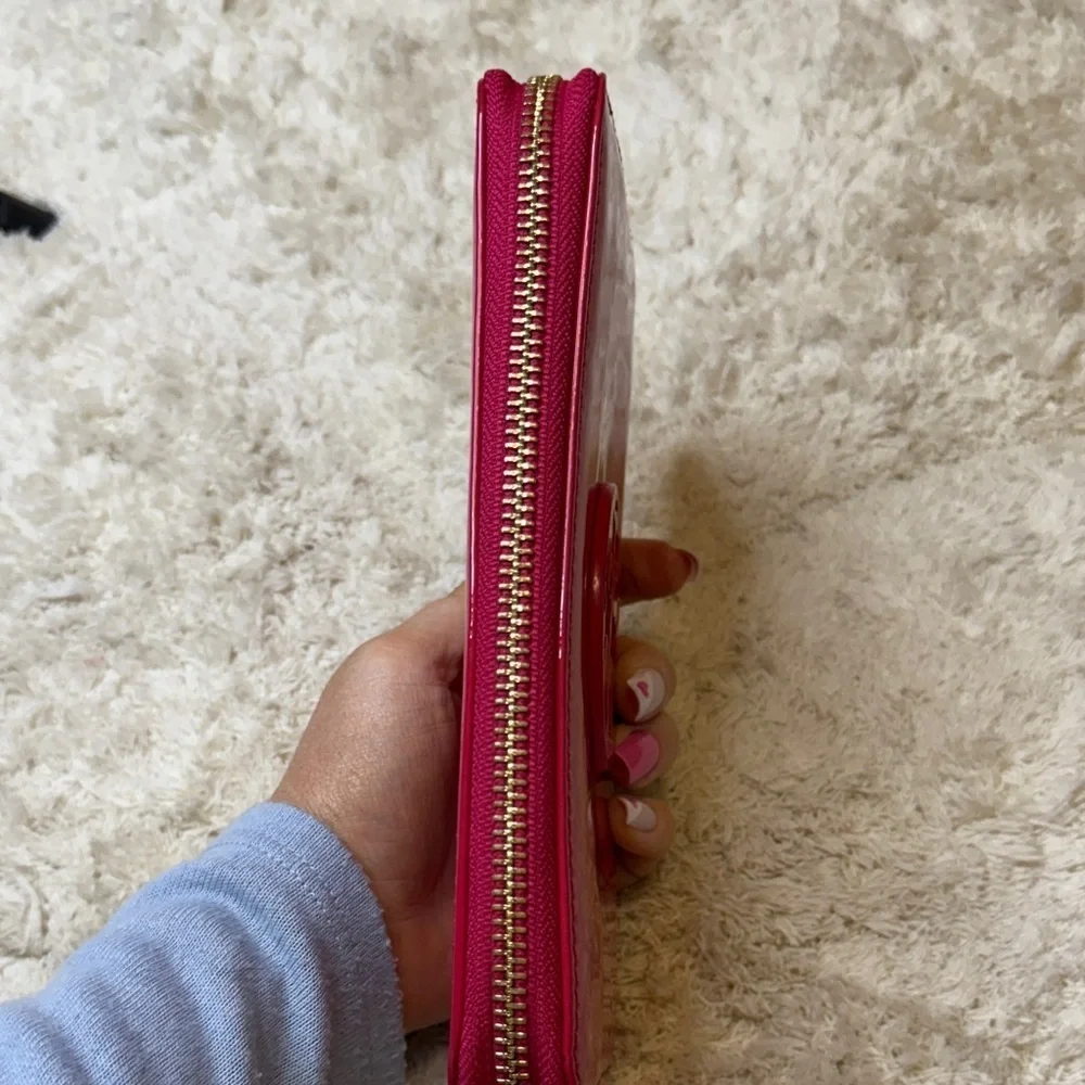 Tory Burch Fuchsia Patent Leather Zip Continental Wallet
